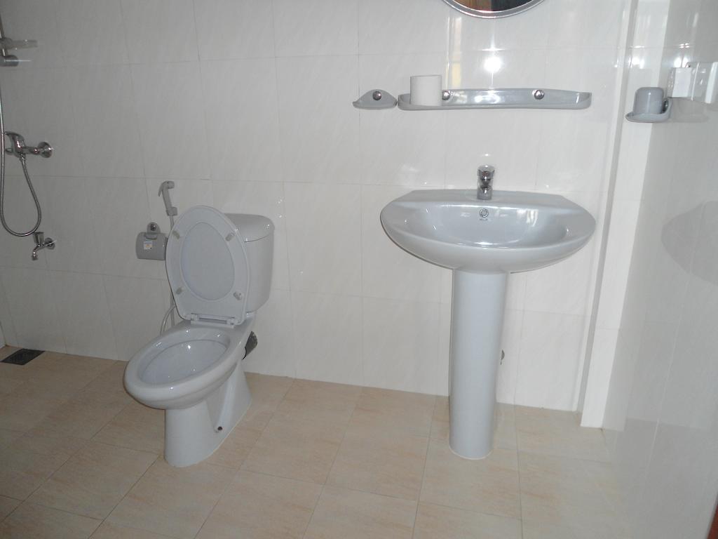 Main Reef Guest House ฮิกคาดูวา ห้อง รูปภาพ